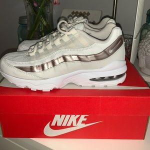 Nike Air Max 95 Phantom/Metallic Red Bronze-White